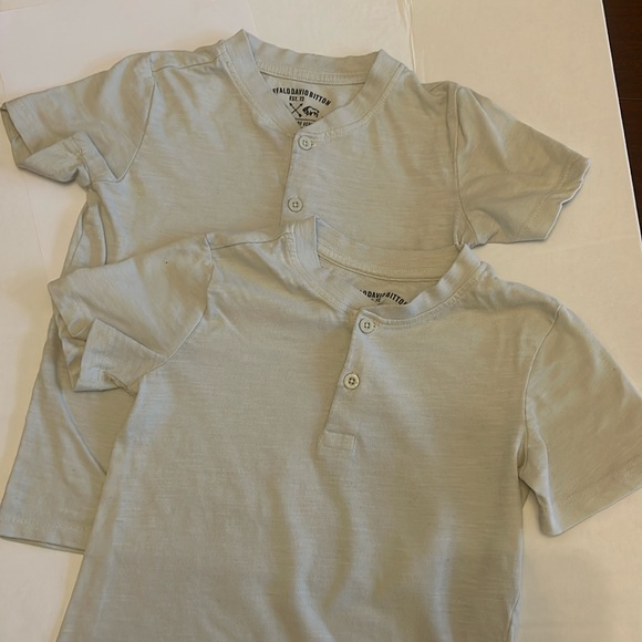 Boy Twins | 2 T-Shirts | Oatmeal Colored | Buffalo David Bitton | Size 5 - Picture 1 of 5